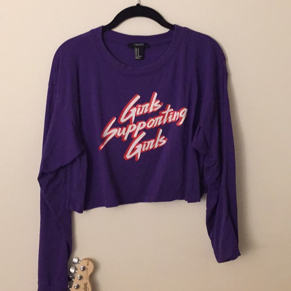 “Girls Supporting Girls” Crop top